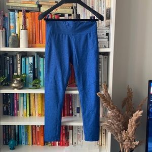 Outdoor Voices - blue leggings - size medium!